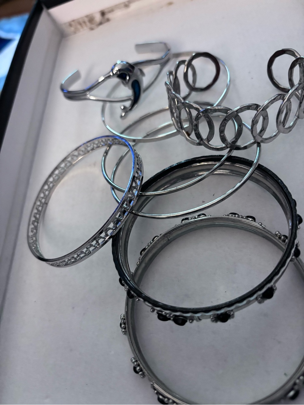 Silver Tone Women's Bangle Bracelet Set - Elegant Layering